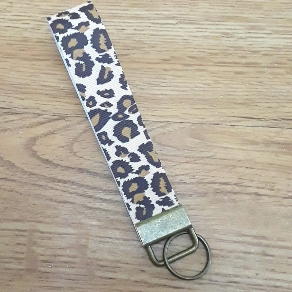 leapard print wristlet keychain